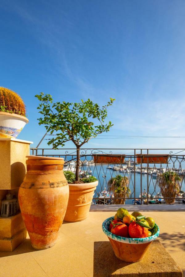 Solemar Sicilia - Casa Porto Bagnera Villa Santa Flavia Exteriör bild