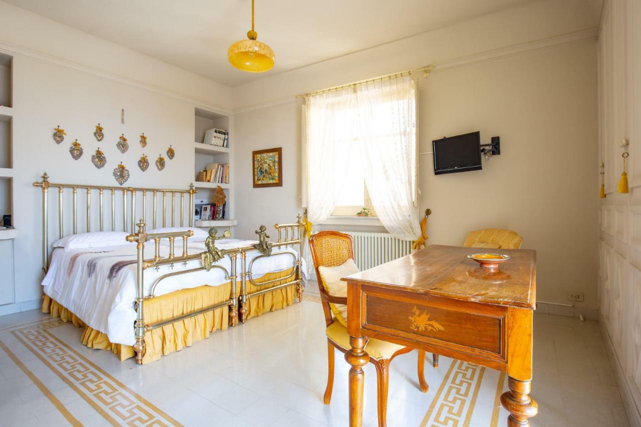 Solemar Sicilia - Casa Porto Bagnera Villa Santa Flavia Exteriör bild
